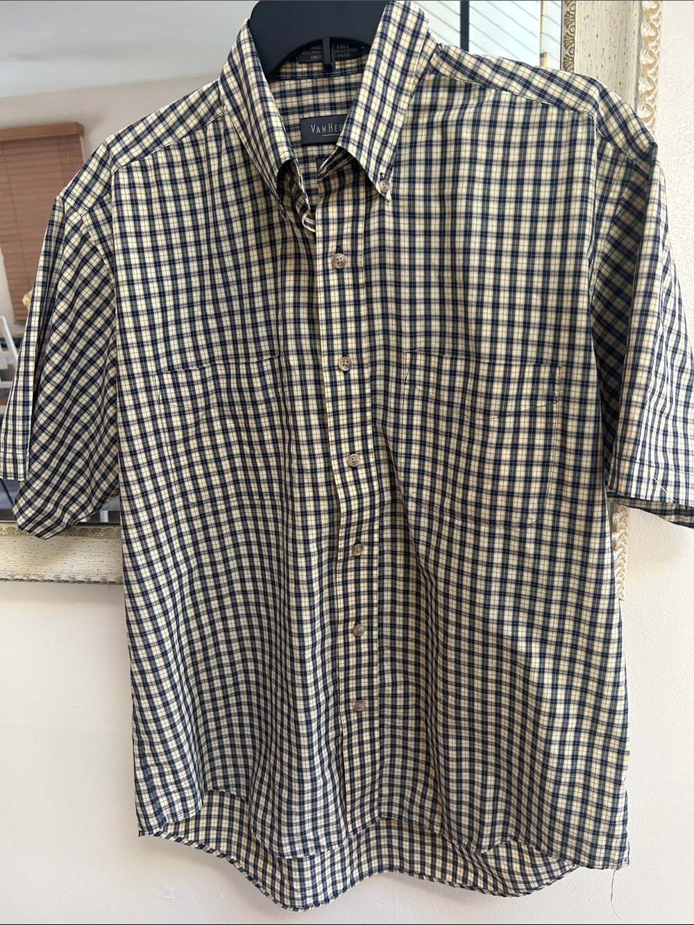 Van Heusen Short-Sleeve Check Button-Down Shirt in Navy and Cream